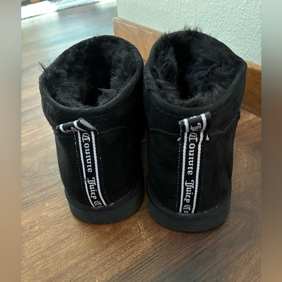 Juicy Couture Women's Kerri Cold Weather Ankle
Boots -Black Microsuede (Size7.5) - Picture 5 of 15
